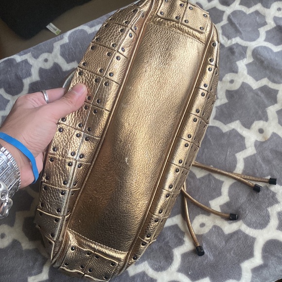 Authentic Burberry warrior bag - Picture 7 of 8